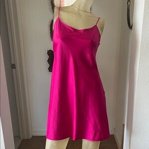 Elegant Natori Fuchsia Chemise